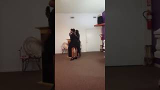 Woman acts a fool at a funeral!!! Watch