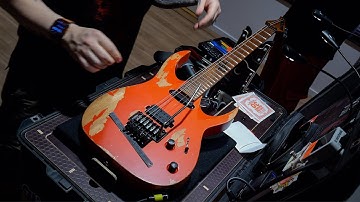 HOW FAST IS A PRO GUITAR TECH?