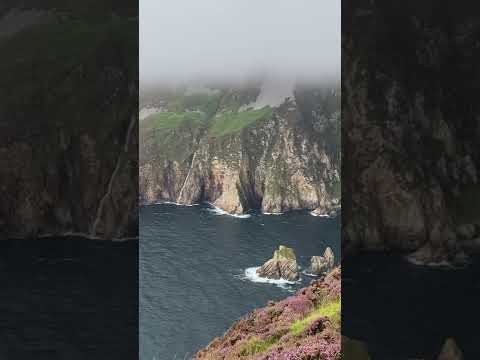 Videó: Slieve League Donegal megyében