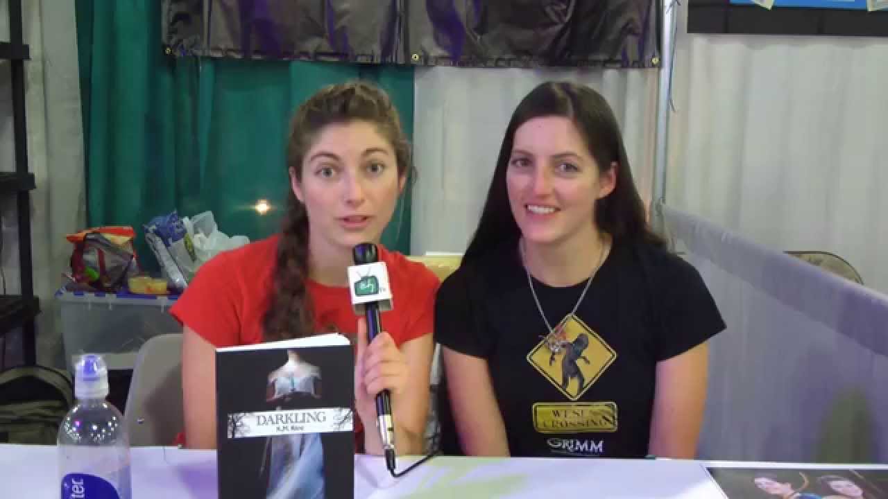 The Story of Happy Hobbit at Fantasy Con