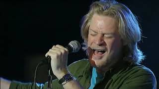 Watch Hall  Oates Neither One Of Us video