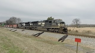 SD70 Powered NS Double Stack Train - NS 2619, 2658