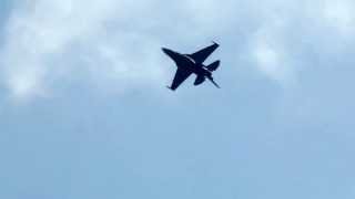 F-2B 機動飛行