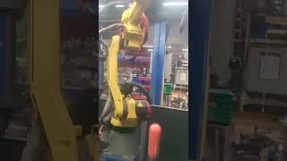 basic arc robotic welding points editing on motoman yaskawa or fanuc welder
