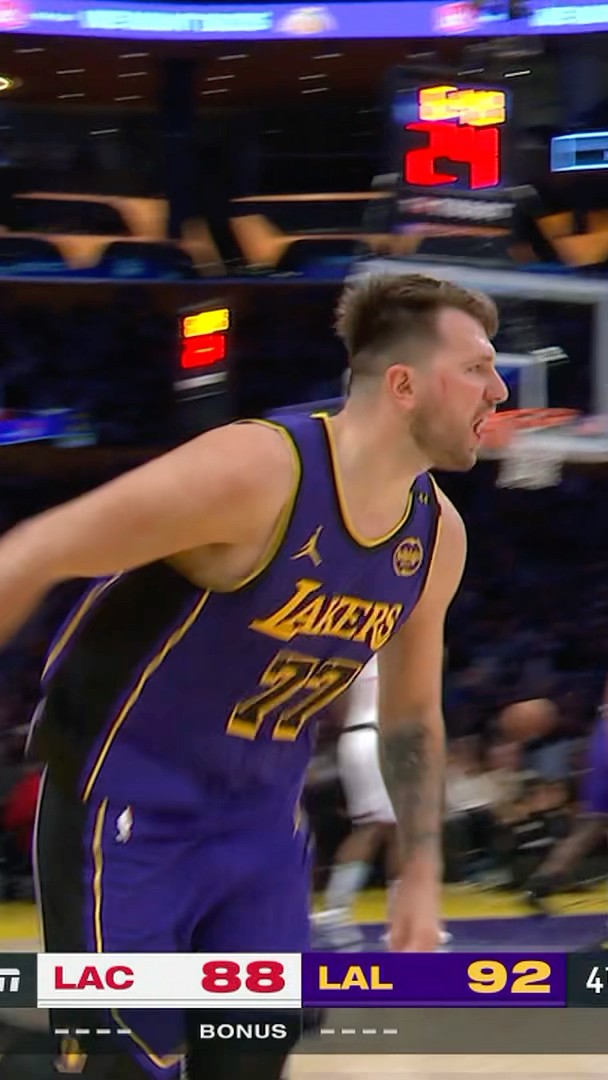 Luka with back-to-back triples!