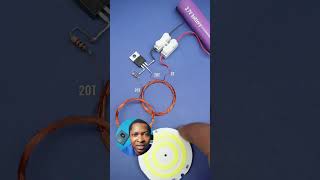 Comment Créer un chargeur sans fil DIY en moins de 60 secondes ! 🛠️