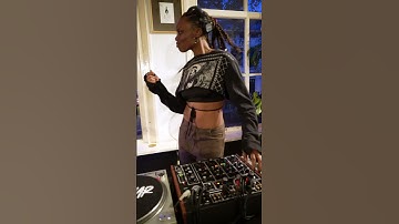 Minimal/Tech House with Camikazy Uzi