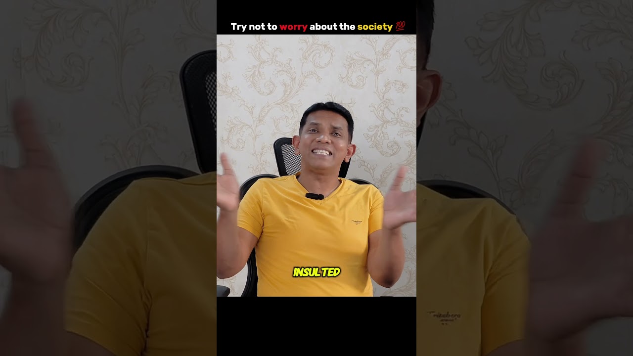 «Общество сначала сомневается, потом празднует». 