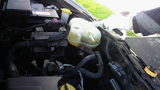 Vauxhall (Opel) Corsa 1.2 A12XER coolant issues PART3 - replacing expansion tank