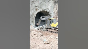 mucking of Rock after Ballasting #shortvideo #viral #tunnel #railway #manali #viralvideos #shorts