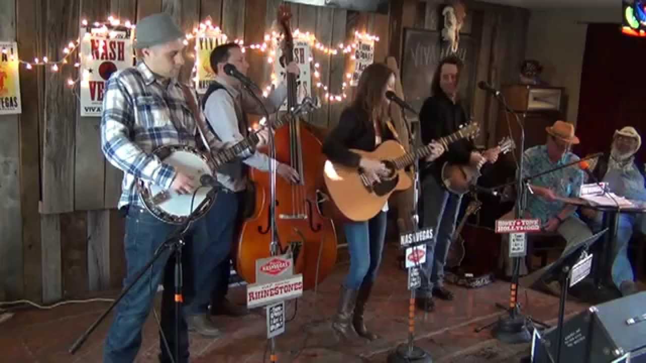 americana salon LaTresa & The Signal: 