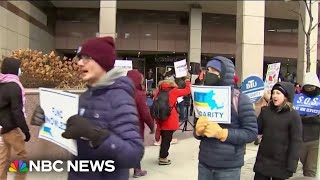 Former federal workers speak out over sweeping federal layoffs