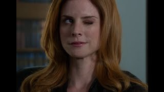 Suits stars Rick Hoffman and Sarah Rafferty do the Humpty dance