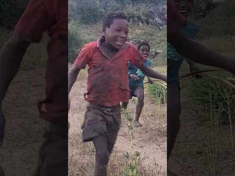 HADZABE TRIBE CHASE WITH ANIMAL IN THE HADZA LAND #bushcraft #bushman #cooking #hunting #adventure