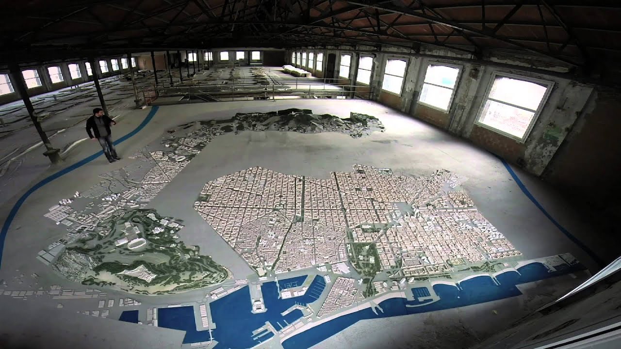 GR Barcelona: la maqueta de Barcelona - YouTube