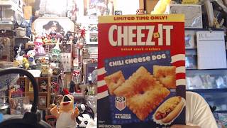 Cheez-It: Chili Cheese Dog