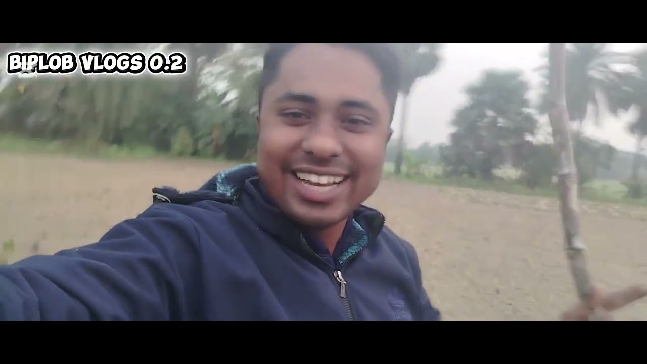 কনকনে শীতে যখন গ্রামে ঘুরতে বের হয়।