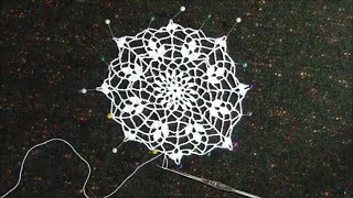 Cluny Doily with Ruffle, part 2