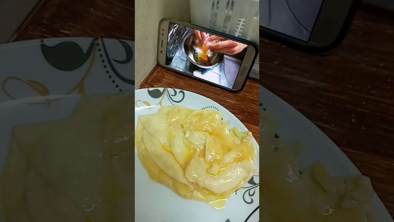 Trying to make japanese omelette 😍 