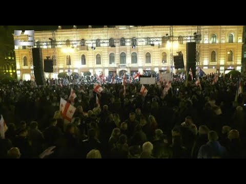 თავისუფლების მოედანზე ოპოზიციის საპროტესტო აქცია  დაიწყო