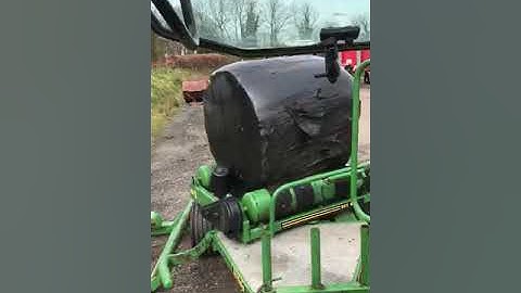 How To Use A McHale Bale Wrapper | Howden Tools