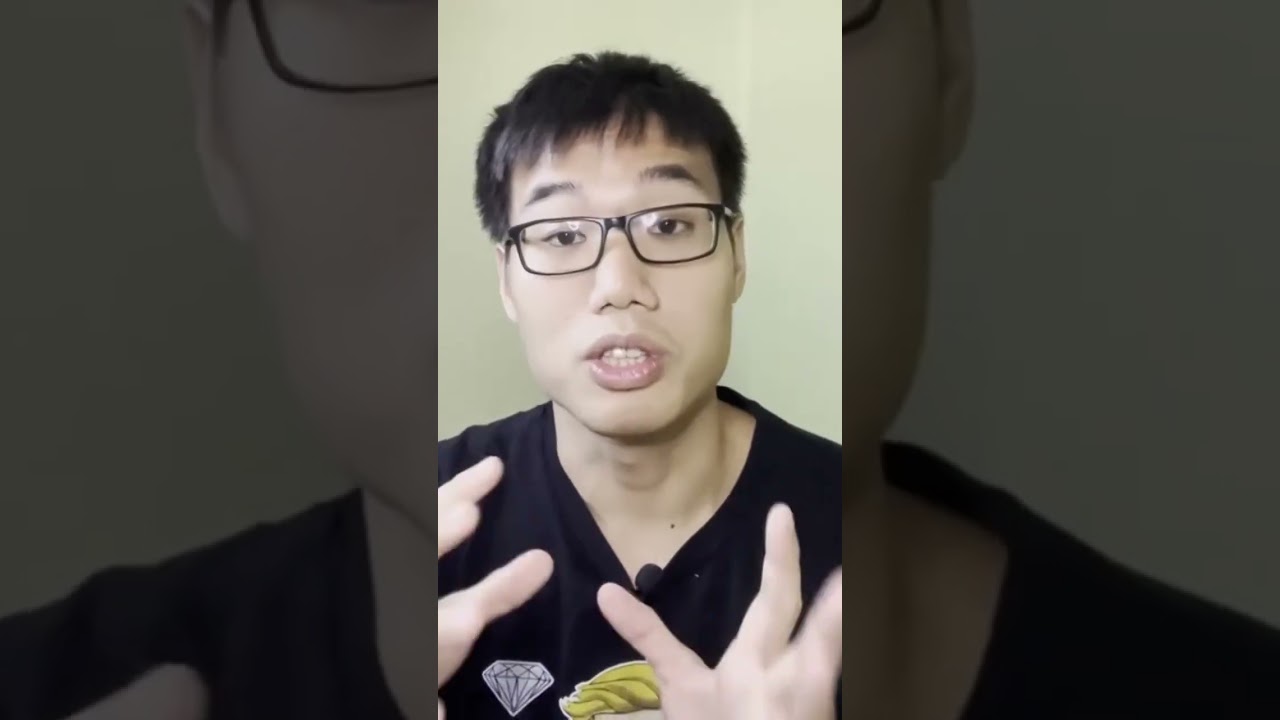 What caused the 2022 economic recession and stock market crash I how to invest in a recession?