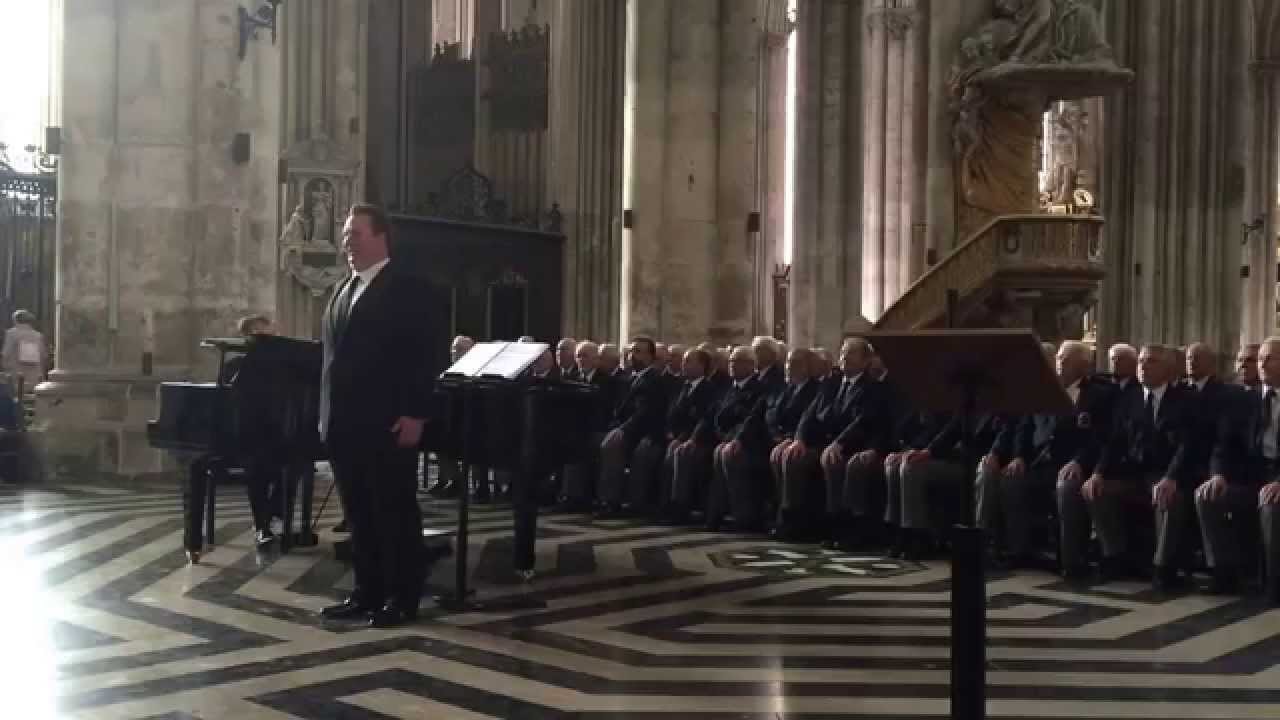 Welsh Tenor Aled Wyn Davies singing "Gweddi Daer" (A Living Prayer) at Amiens Cathedral. July 2015