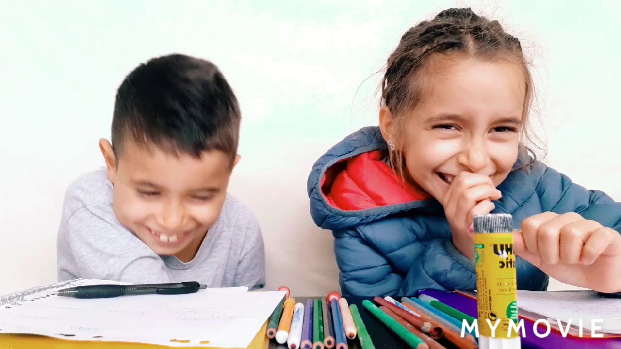 Comment manger en classe - YouTube