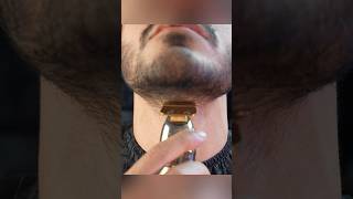 How to line up neck line #barber #beard #mensgrooming #beardlineup #beardstyle  #beardcare