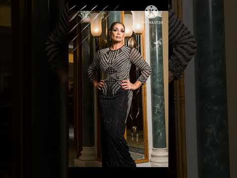 مفيده شيحه تطلب الدعاء لسوسن بدر