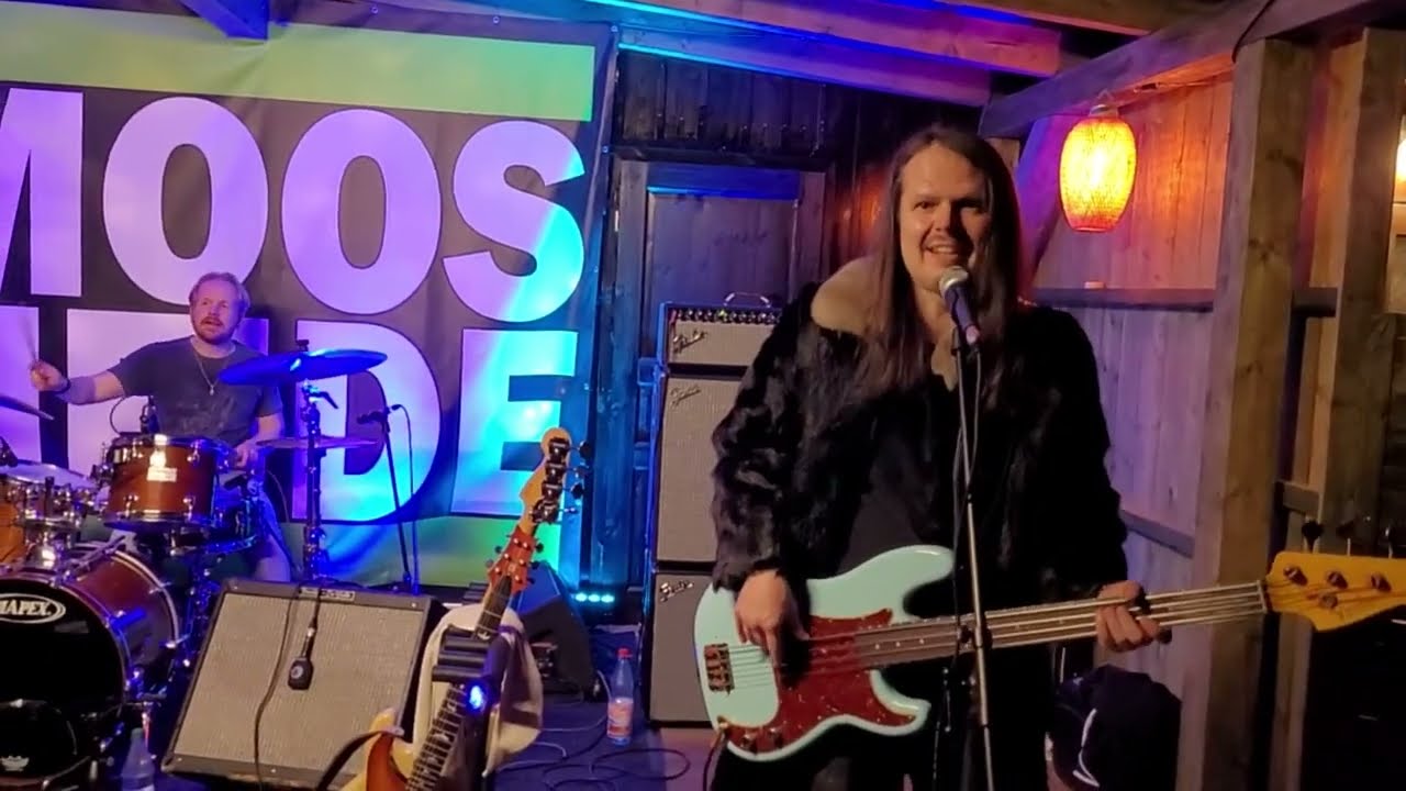 Monokel Kraftblues mit Paule Glotzmann in der Moosheide