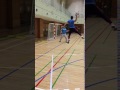 【ハンドボール・サイドシュート】高くジャンプし手の外側を打つ遠め上