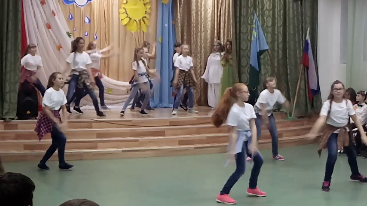 танец малыш под песню малыш