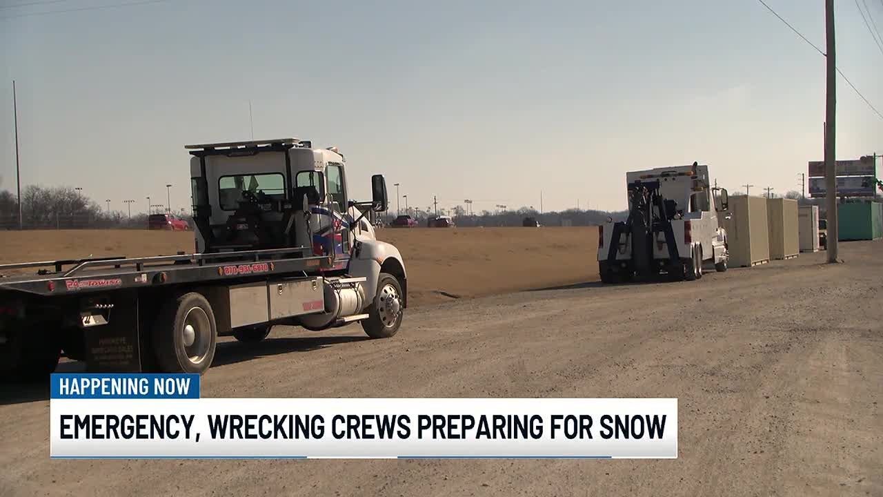 Emergency, wrecking crews preparing for snow - YouTube