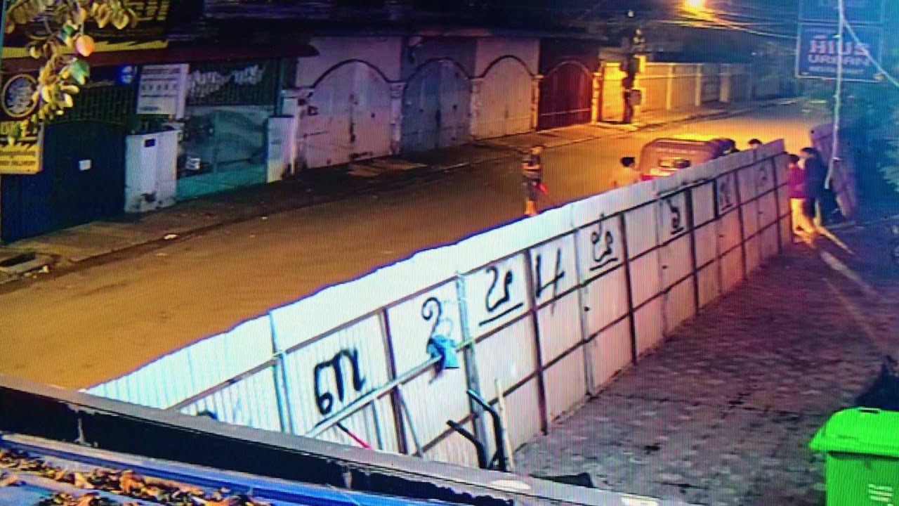 Asian not safety in night time from back Camera