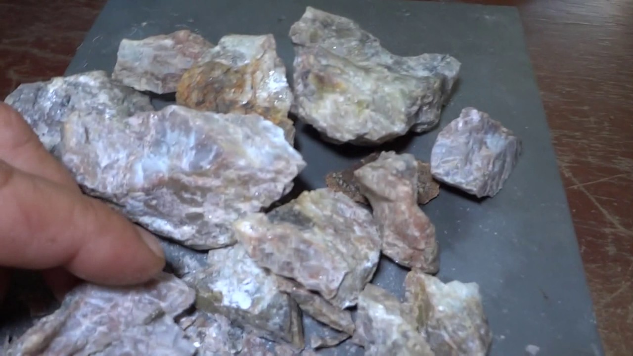 Quartzo com ouro YouTube