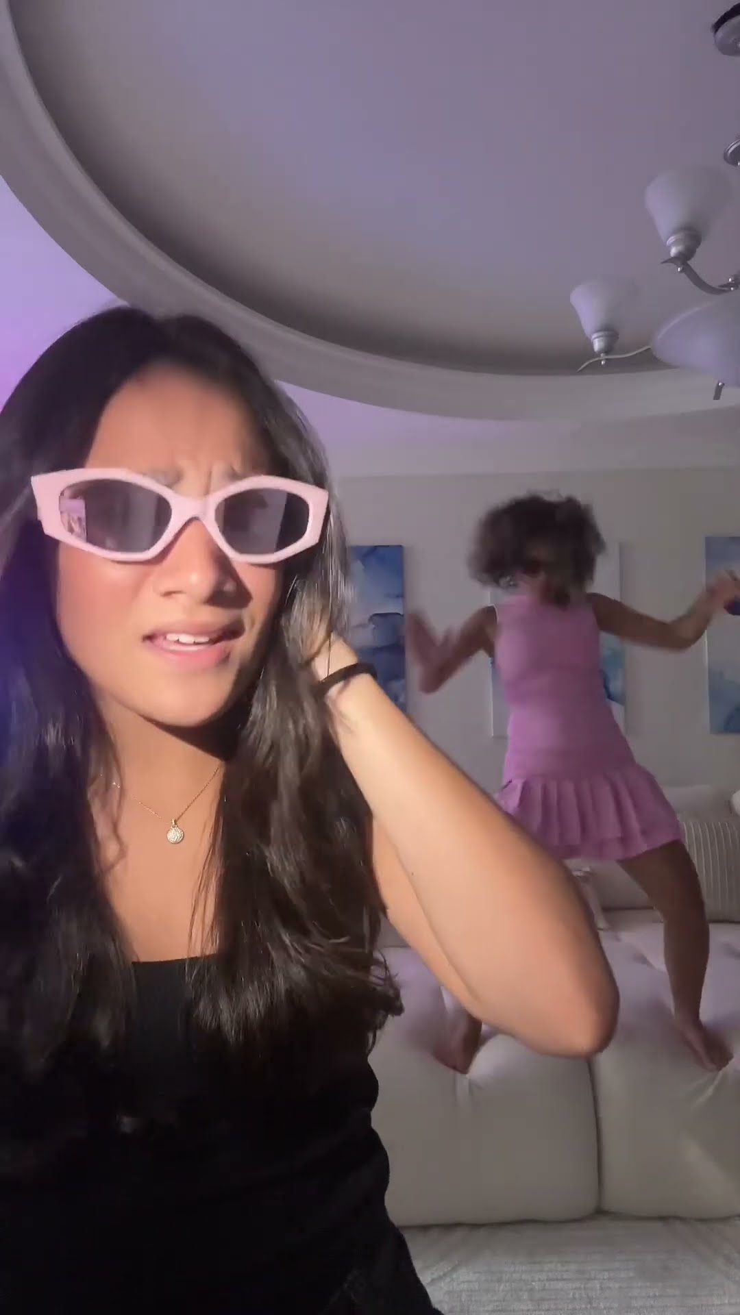 QUANDO EU ME JUNTO COM MINHA IRMÃ MAIS VELHA
