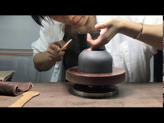 Jiang Feier: Zisha Teapot Making - YouTube