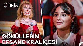 Kamuran Akkor Süreyya Pera Sahnesinde! - Çirkin