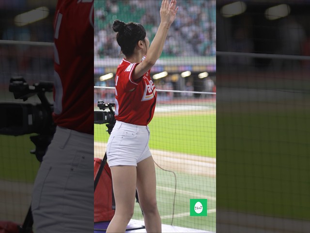 260724 SSG 랜더스 임은비 치어리더 김재환 응원가 4k 직캠