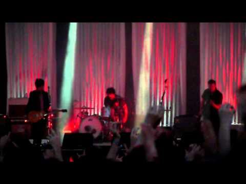 QOTSA - Song for the dead (part 2) - live @ Rock e...