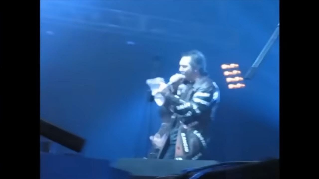 Михаил Горшенёв поёт 