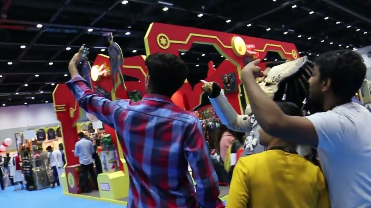 MIDDLE EAST FILM & COMIC CON 2018 - THE PREDATOR COSPLAY