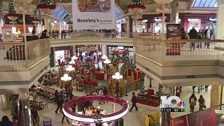 Shoppers head out for post-Christmas deals