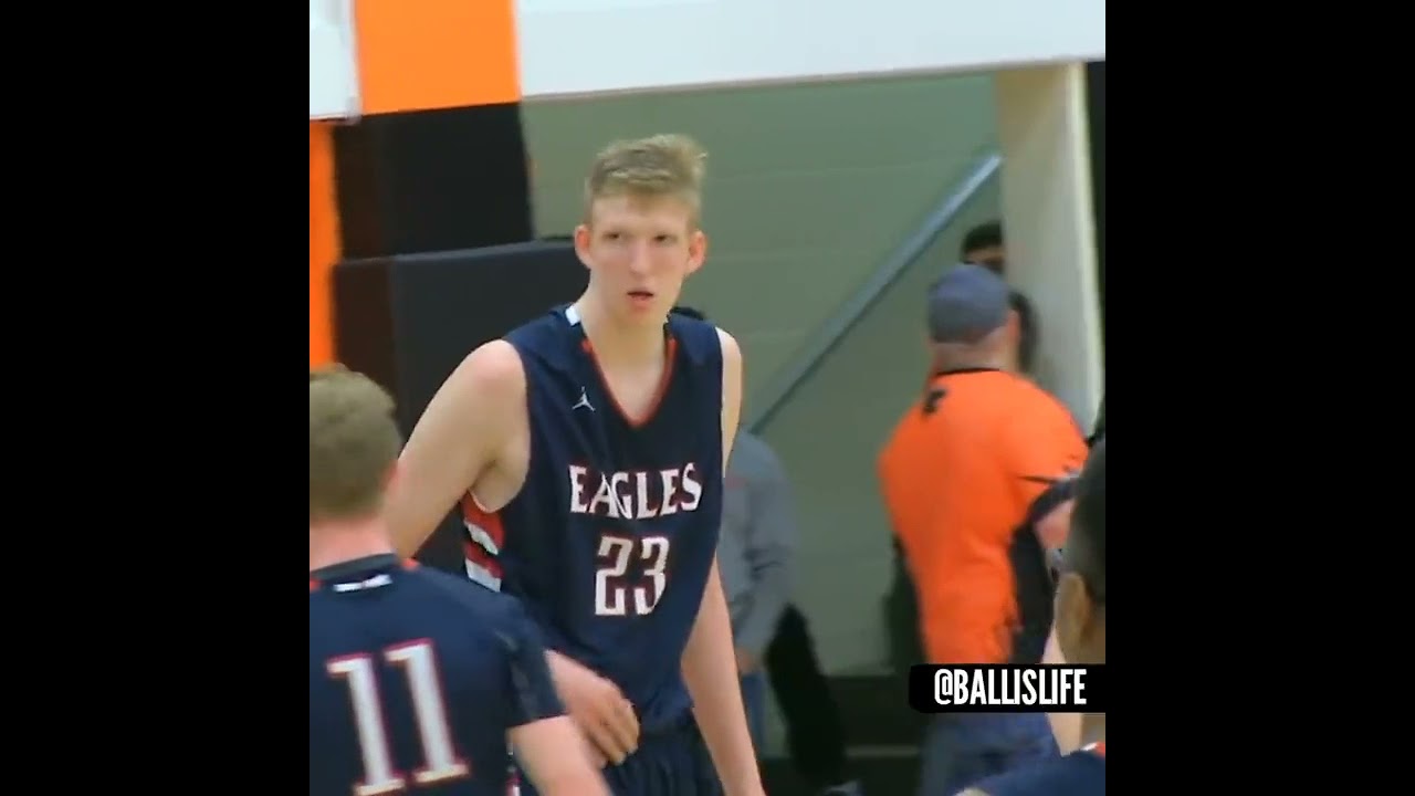 Connor Vanover was 7'3" at 16 years old with a STRAP 🔥