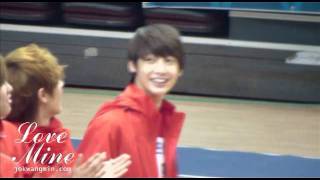 120108 Kwangmin at Idol Athletic Championship 1