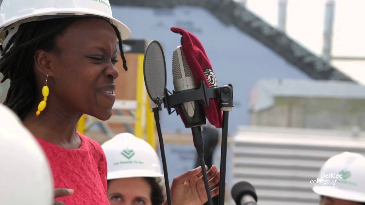 Assista a Wambura Mitaru Synergy, "Work in Progress" - Berklee 160 Rooftop Performance no YouTube Assista a Wambura Mitaru Synergy, "Work in Progress" - Berklee 160 Rooftop Performance no YouTube