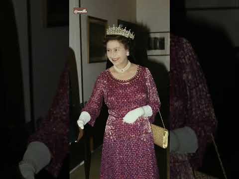 Queen Elizabeth Pink