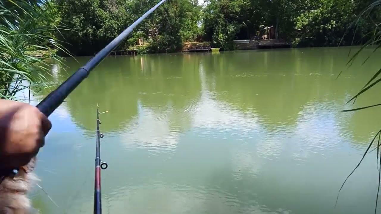 Jó kis horgászat volt , stégen