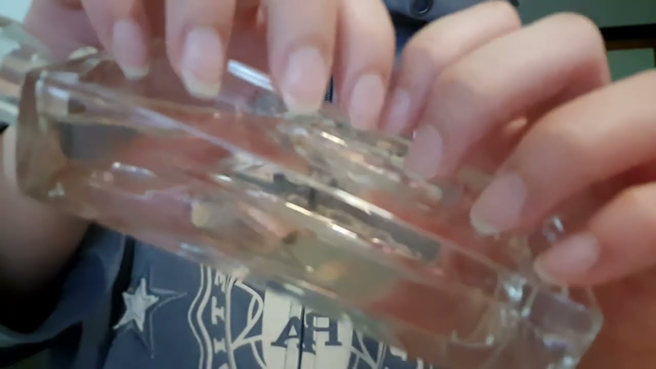 this low quality tapping asmr will make u sleep...